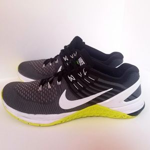 Nike Metcon DSX Flyknit Cross Training Shoes
